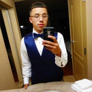 Meet your Posher, Justin